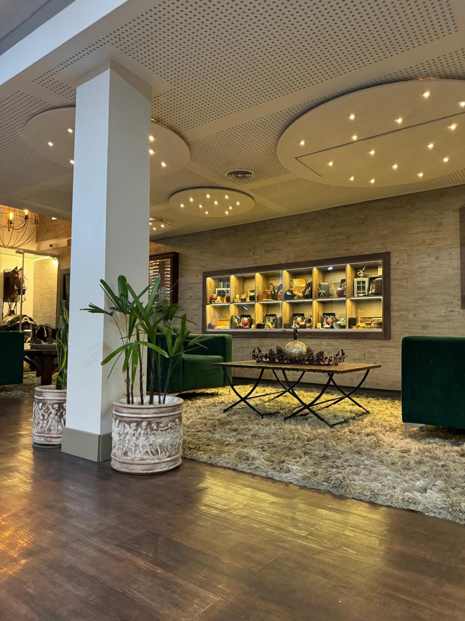 Hotel Facon Grande Buenos Aires Esterno foto